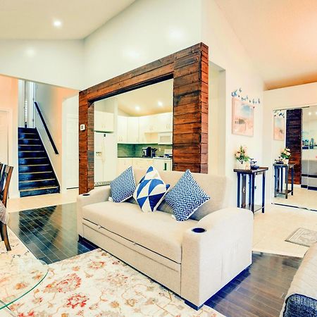 פיקרינג Furnished Family Home Near Toronto - Great Location Game Room - Backyard - Parking & Self Checkin מראה חיצוני תמונה