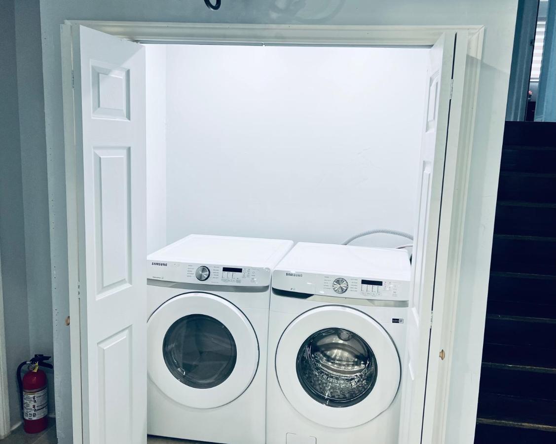פיקרינג Furnished Family Home Near Toronto - Great Location Game Room - Backyard - Parking & Self Checkin מראה חיצוני תמונה
